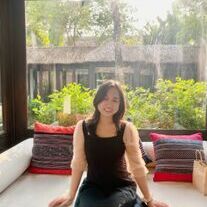 Huyen Thuong (Jenna)